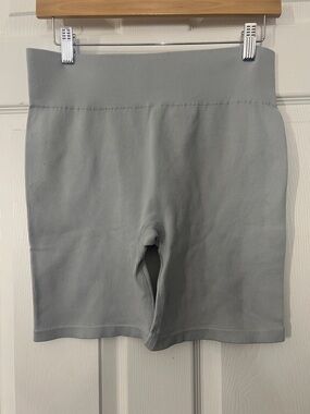 Gilly Hicks Ribbed Lounge Shorts | Soft Cozy Athleisure Shorts | Size L